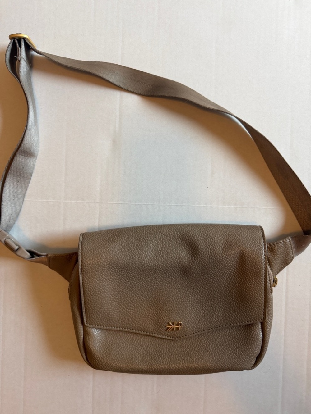 Freshly Picked Aspen Classic Fanny Pack - Picture 2 of 4